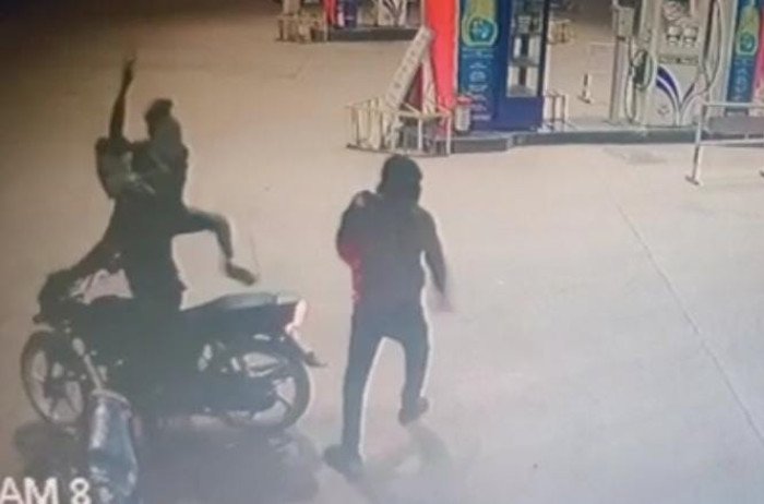 बिलासपुर में फिर गोलीकांड : पेट्रोल पंप लूटने आए बदमाशों ने की फायरिंग.. जाने पूरा मामला