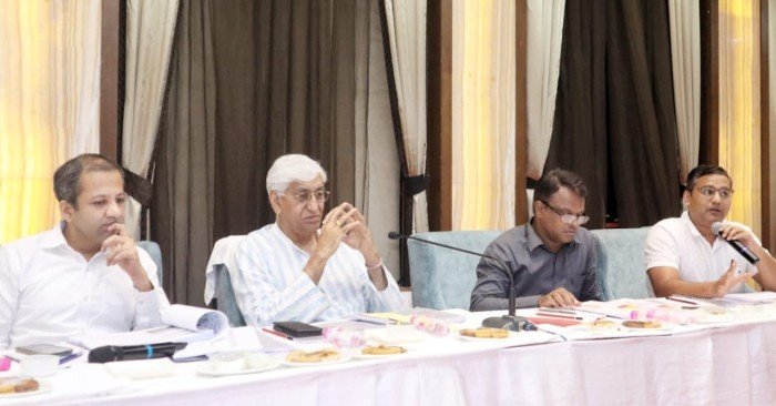 स्वास्थ्य मंत्री सिंहदेव ने स्वास्थ्य विभाग के कामकाज की समीक्षा की.. मातृत्व व शिशु स्वास्थ्य की रिपोर्टिंग दुरुस्त करने के दिए निर्देश..