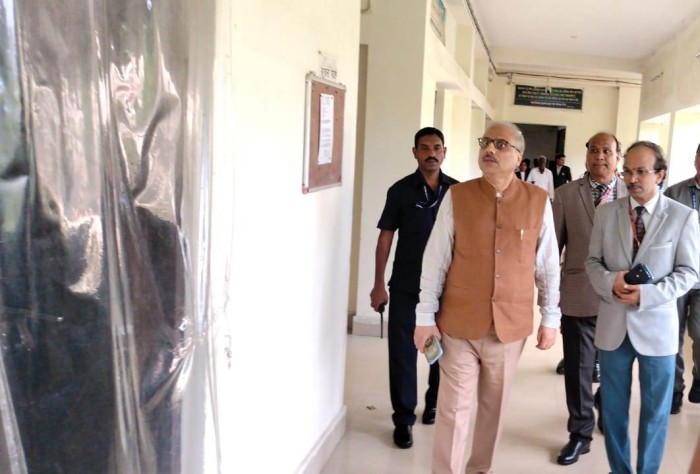 उच्च न्यायालय के मुख्य न्यायाधीश श्री रमेश सिन्हा ने किया सिविल न्यायालय कटघोरा का निरीक्षण