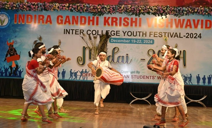छत्तीसगढ़ की समृद्ध कला-संस्कृति से युवा पीढ़ी का जुड़ाव देखकर अभिभूत हूं : मंत्री राम विचार नेताम