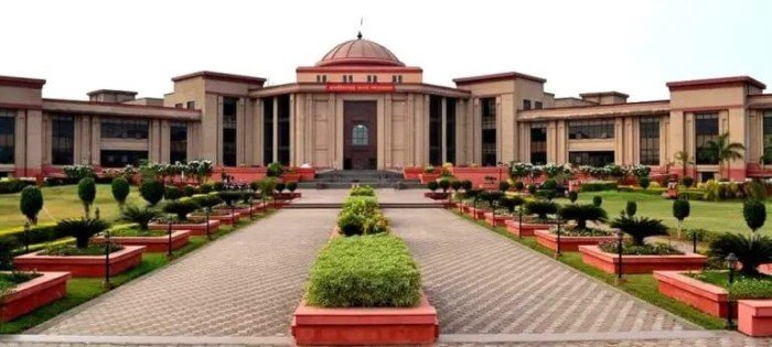 हाईकोर्ट का बड़ा फैसला: नाबालिग बच्चे की कस्टडी मां को सौंपी, फैमिली कोर्ट का आदेश पलटा