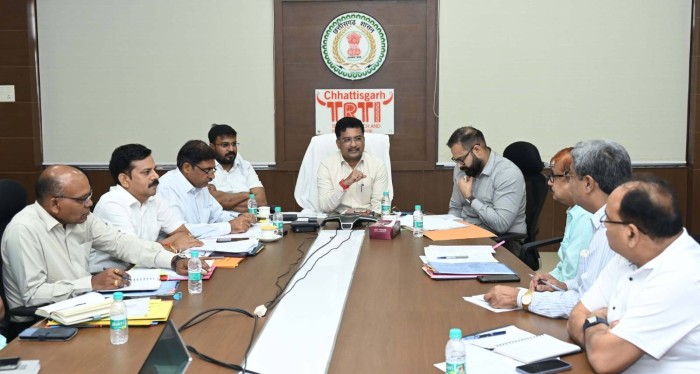 प्रमुख सचिव सोनमणि बोरा की अध्यक्षता में उच्च स्तरीय छानबीन समिति की बैठक सम्पन्न.. एक ही दिन में 16 प्रकरणों पर निर्णय..