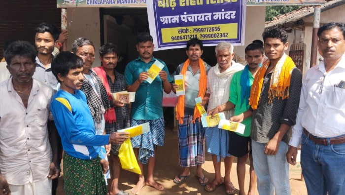 मुख्यमंत्री श्री साय के निर्देश पर त्वरित अमल : बाढ़ पीड़ितों को राशन-ईलाज के साथ अब जरूरी दस्तावेज बनाने का काम भी शुरू..
