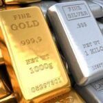 गोल्ड ज्वेलरी की सफाई में न करें ये गलतियां, वरना फीकी पड़ जाएगी चमक