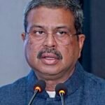 NEET पेपर लीक मामले में शिक्षा मंत्री धर्मेंद्र प्रधान का इस्तीफा, जंतर-मंतर पर धरने को लेकर कॉकरोच जनता पार्टी ने जताई जीत की खुशी