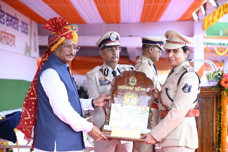 Chief Minister Vishnu Deo Sai honours police, home guard personnel for distinguished service on Independence Day