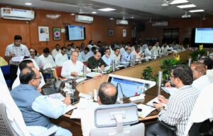 उप मुख्यमंत्री अरुण साव ने विकास कार्यों और योजनाओं के क्रियान्वयन की समीक्षा की