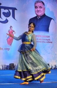 घुमड़ते बादलों के बीच मुक्ताकाशी मंच पर साकार हुआ ‘पावस प्रसंग’