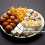 राखी पर बिना गैस-ओवन बनाएं 5 झटपट मिठाइयां, 15 मिनट में तैयार