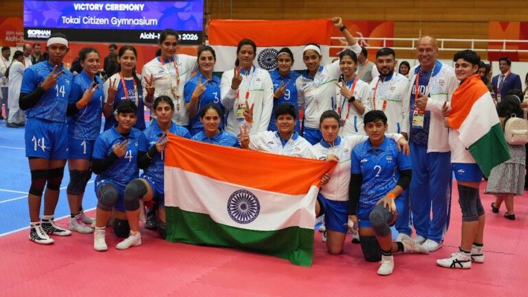 मुख्यमंत्री ने भारतीय महिला कबड्डी टीम की स्टार खिलाड़ी संजू देवी से फोन पर की आत्मीय बातचीत, स्वर्णिम सफलता के लिए दी बधाई