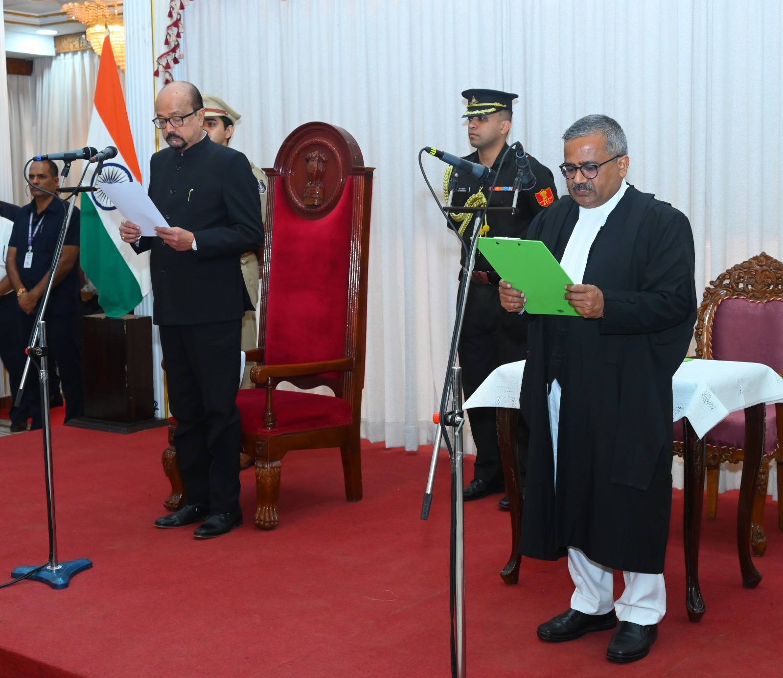 Governor Ramen Deka Administers Oath of Office to Justice Krushna Ram Mohapatra as Chief Justice of the High Court of Chhattisgarh
