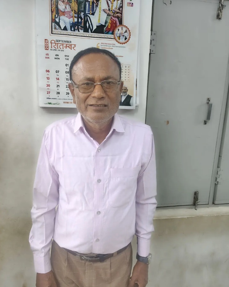 पारिवारिक हकत्याग में शुल्क घटा, किसान रामशरण को मिली 5 हजार रुपये से अधिक की राहत