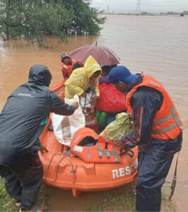 बस्तर में चक्रवाती तूफान अर्नब का असर, मूसलाधार बारिश से बाढ़ की स्थिति, प्रशासन ने संभाला मोर्चा