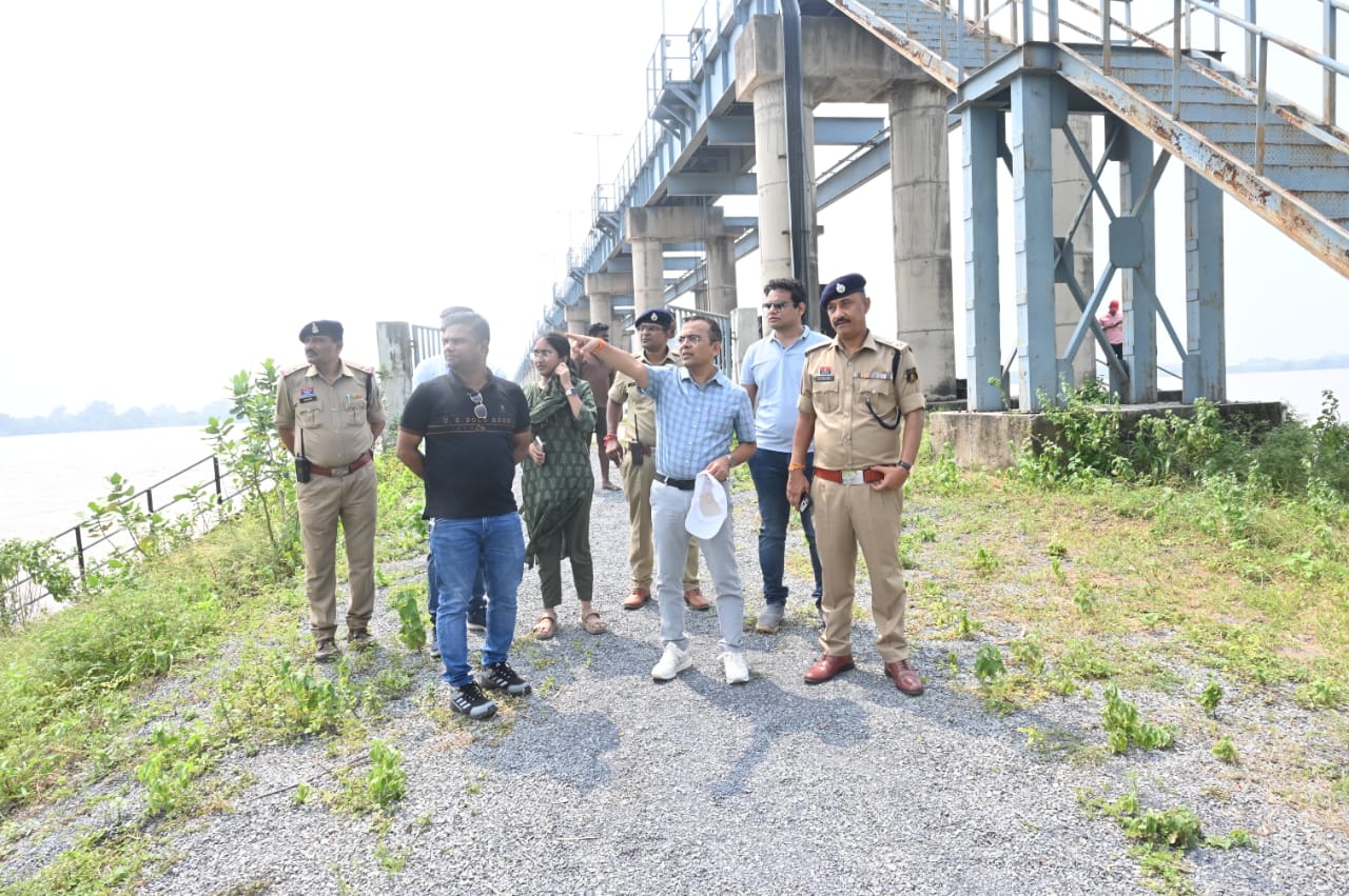 Administration on High Alert Along Mahanadi as Water Levels Rise, Swift Measures Taken on Chief Ministers Instructions