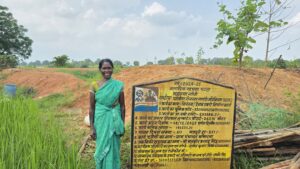 सेवा की कहानी: डबरी ने सिंचाई की चिंता की कम, मछली पालन से जोशमनि के परिवार को मिली अतिरिक्त आमदनी की राह