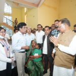 बस्तर के बाढ़ प्रभावित क्षेत्रों में पहुंचे मुख्यमंत्री विष्णु देव साय, प्रभावित परिवारों से मिलकर जाना हाल
