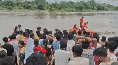 गणेश विसर्जन के बाद अरपा नदी में हादसा, नारियल लेने उतरे 2 बच्चे बहे