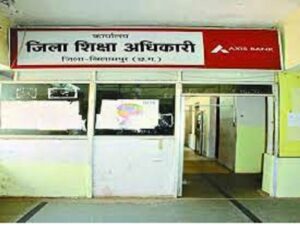 बिना सक्षम मंजूरी 554 दिन का संतान पालन अवकाश, दो पर कार्रवाई की तैयारी