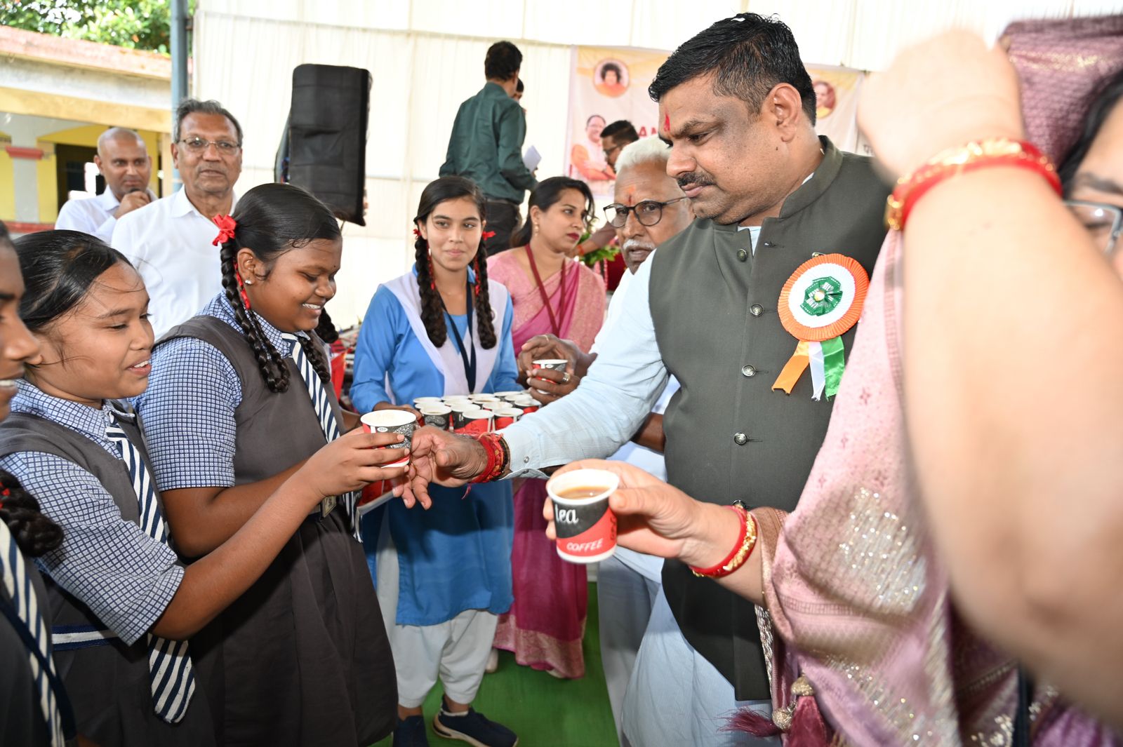 शिक्षा मंत्री गजेन्द्र यादव ने स्कूलों में साईंश्योर न्यूट्रिशन पायलट प्रोजेक्ट का किया शुभारंभ