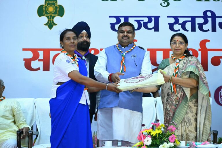 गांधी और शास्त्री जयंती पर राज्य स्तरीय सर्वधर्म प्रार्थना सभा आयोजित