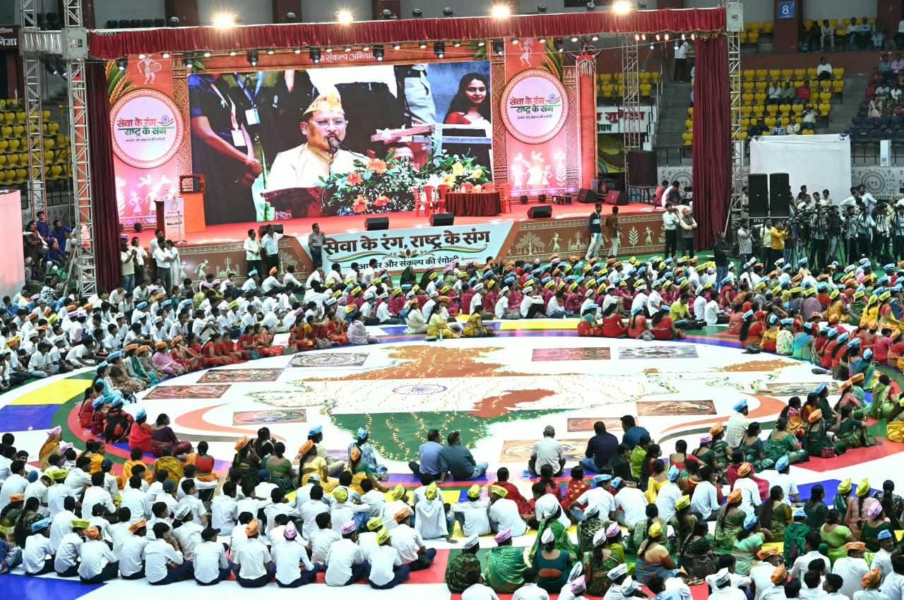 प्रधानमंत्री नरेंद्र मोदी के सार्वजनिक जीवन के 25 वर्ष सेवा, सुशासन और जनकल्याण को समर्पित : मुख्यमंत्री विष्णु देव साय
