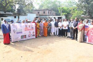 उप मुख्यमंत्री अरुण साव निकले स्कूटी पर, शहर भ्रमण कर सफाई और निर्माण कार्यों का किया निरीक्षण