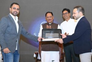 सेंध लेक सिटी और इलेशियम क्लब्स की साझेदारी घोषणा एवं अनुबंध हस्ताक्षर समारोह में शामिल हुए मुख्यमंत्री