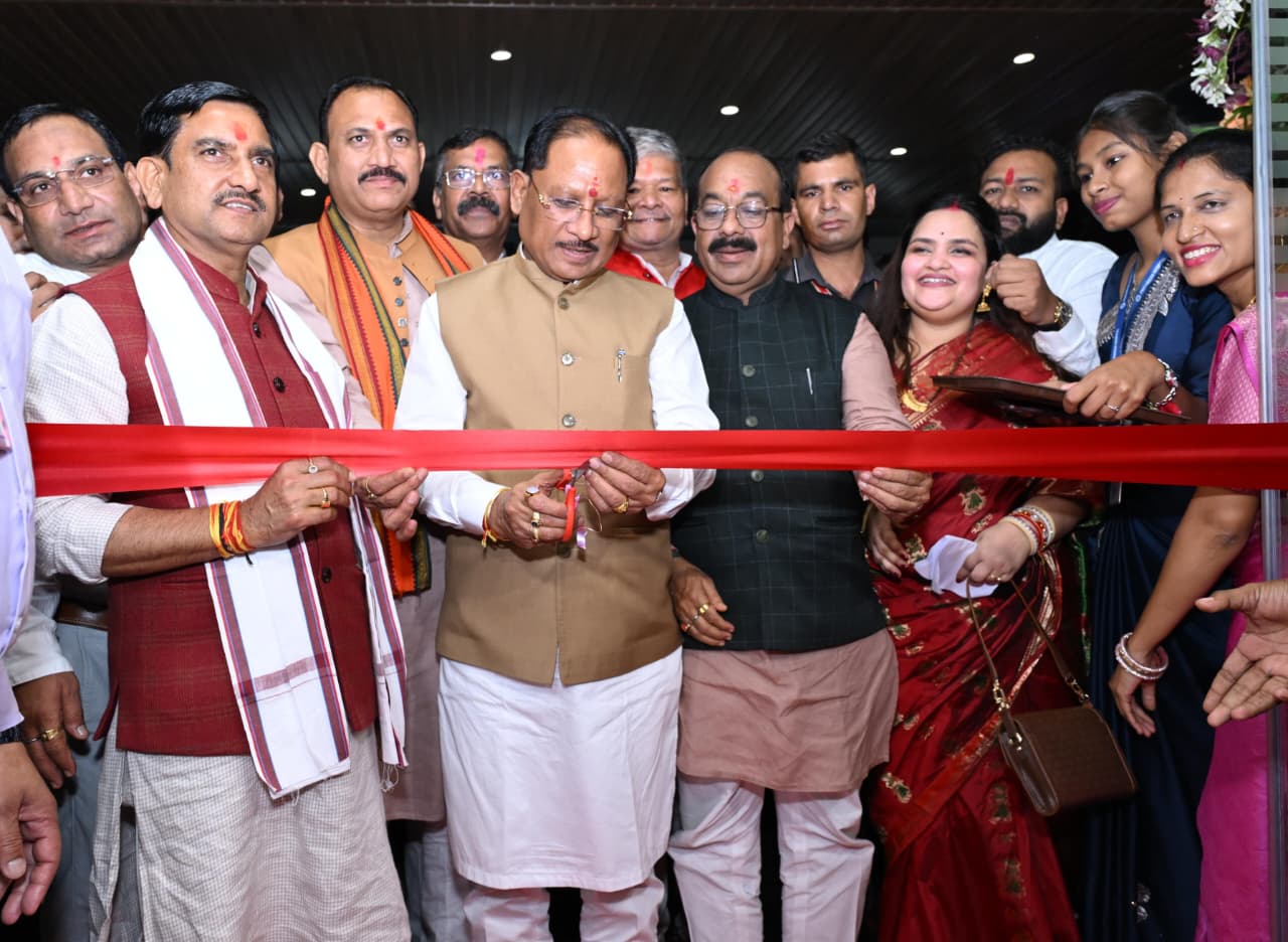 Chief Minister Sai Inaugurates Super Speciality Prathamesh Hospital in Devpuri