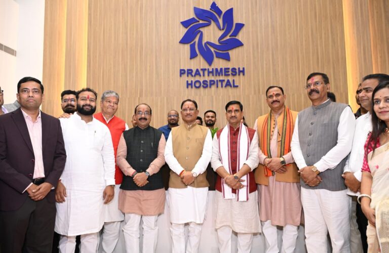 मुख्यमंत्री साय ने देवपुरी में सुपर स्पेशलिटी प्रथमेश हॉस्पिटल का किया शुभारंभ