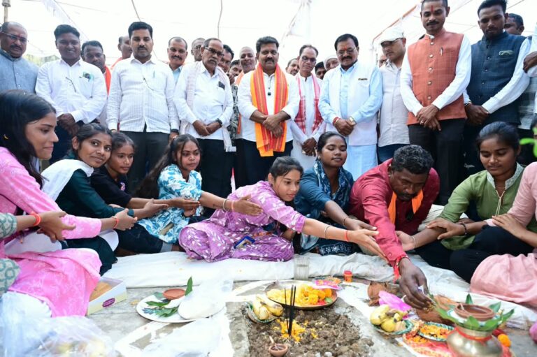 उप मुख्यमंत्री ने बोड़ला में 60 लाख रूपए के विकास कार्यों का किया भूमिपूजन