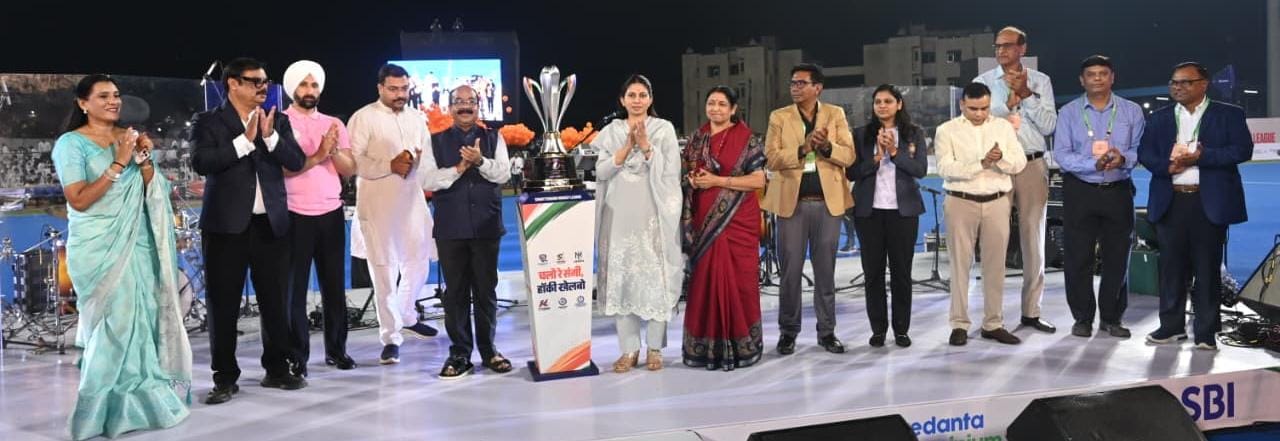 छत्तीसगढ़ हॉकी लीग की गूँज पूरे राज्य में चलो रे संगी हॉकी खेलबो के रूप में गूँजेगी-उप मुख्यमंत्री तथा खेल एवं युवा कल्याण मंत्री अरुण साव