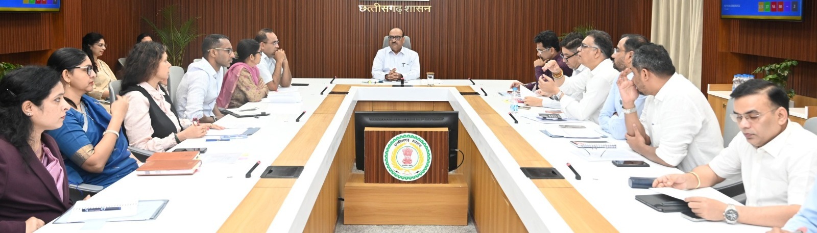 मुख्य सचिवों के राष्ट्रीय सम्मेलन की तैयारियों को लेकर छत्तीसगढ़ में उच्च स्तरीय बैठक संपन्न