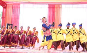President Droupadi Murmu Appreciates the Unique Traditions and Tribal Culture of Bastar Dussehra