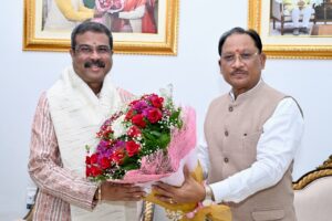 MP Dharmendra Pradhan Pays Courtesy Visit to Chief Minister Vishnu Deo Sai