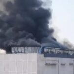 रायपुर में होम डेकोरेशन की दुकान में आग से मचा हड़कंप, लाखों के नुकसान की आशंका