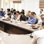 गुणवत्ता से समझौता किया तो ब्लैकलिस्ट होंगे ठेकेदार, निगम कमिश्नर ने दी सख्त चेतावनी
