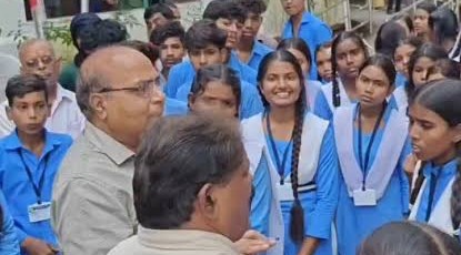स्कूल में विद्यार्थियों से दुर्व्यवहार और 500 रुपये अतिरिक्त वसूली का मामला, प्राचार्य सहित तीन शिक्षकों पर कार्रवाई