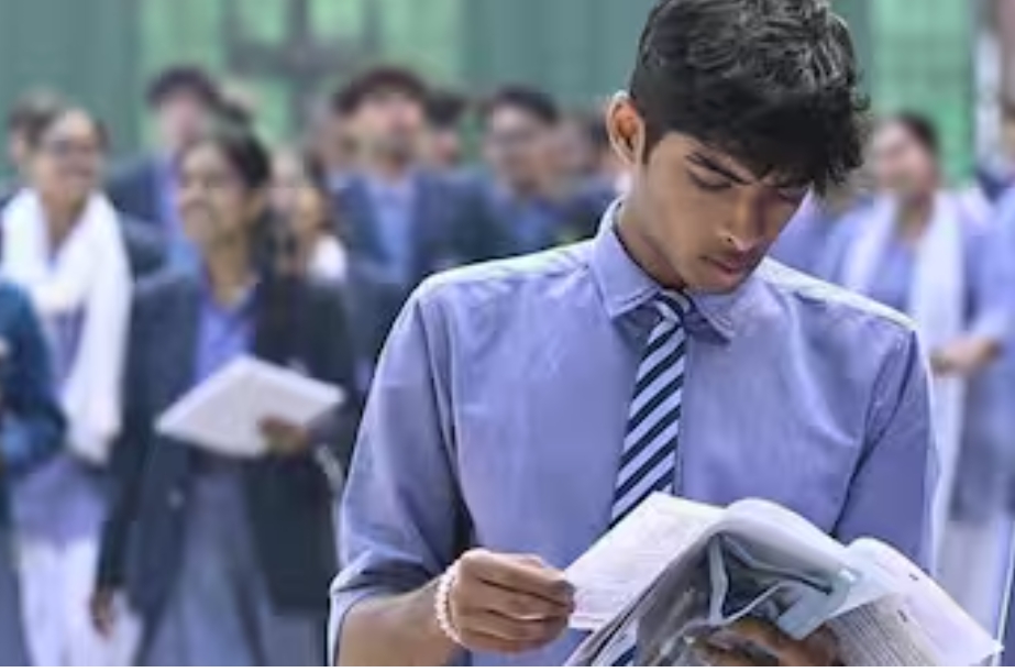 सीबीएसई की नई स्कीम ऑफ स्टडीज लागू, तीन भाषाओं समेत नौ विषयों की करनी होगी पढ़ाई